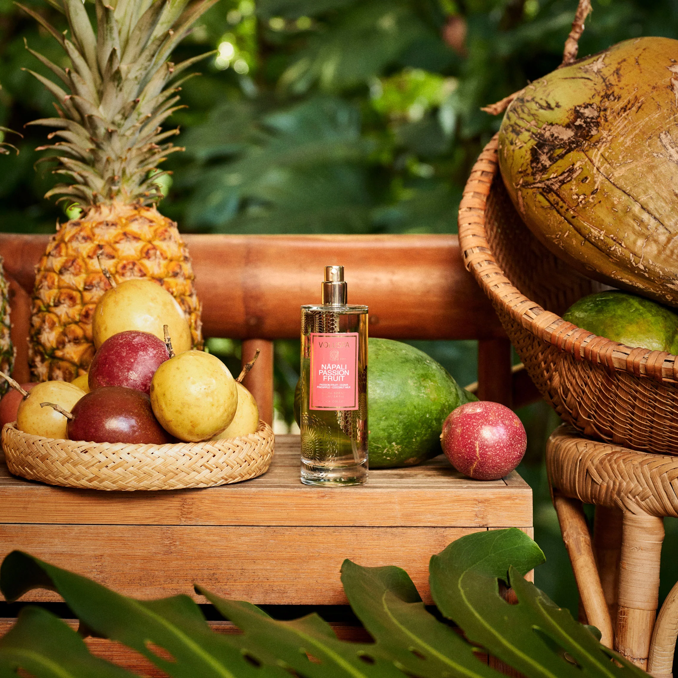 VOLUSPA - NāPALI PASSION FRUIT, ROOM SPRAY - Image 4