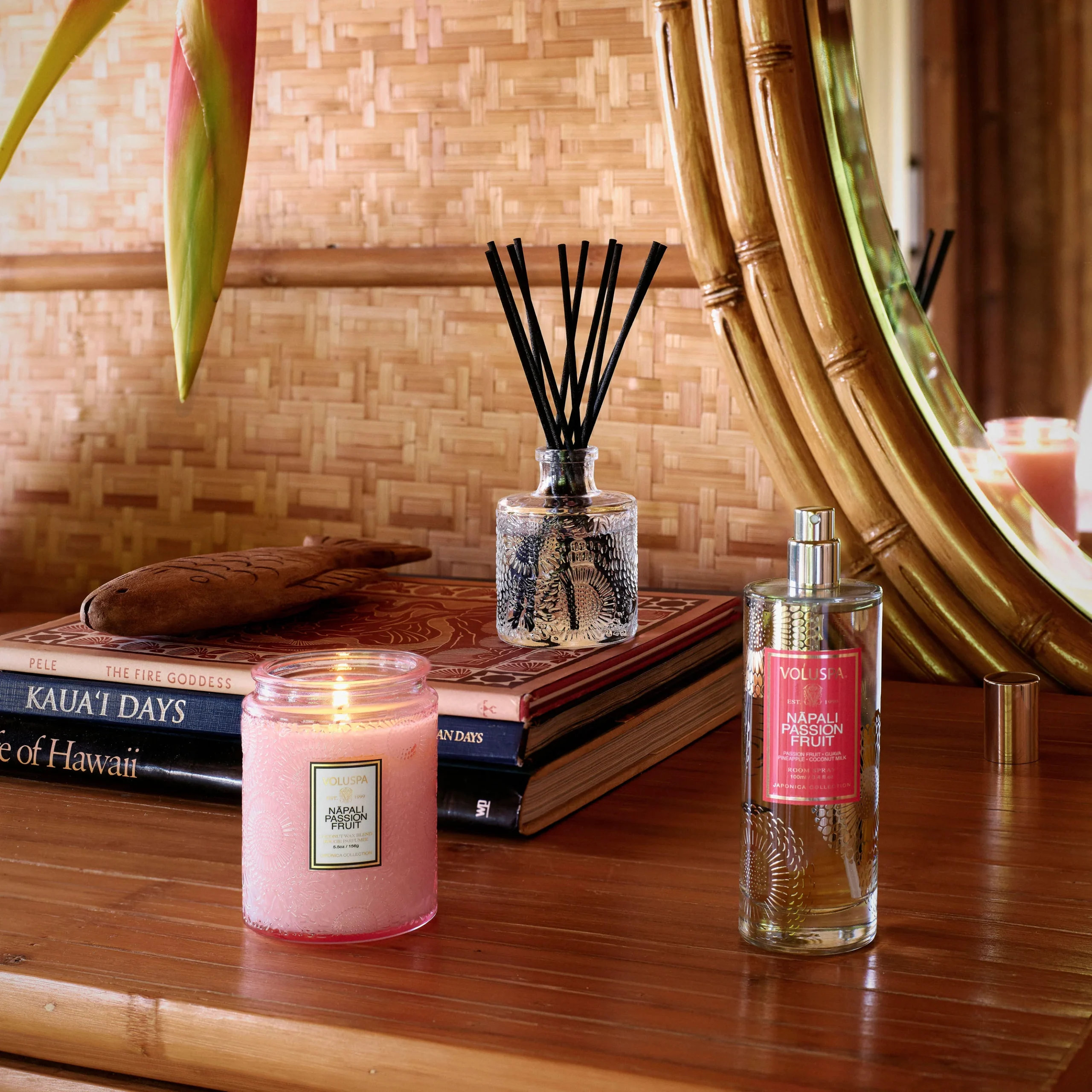 VOLUSPA - NāPALI PASSION FRUIT, ROOM SPRAY - Image 3